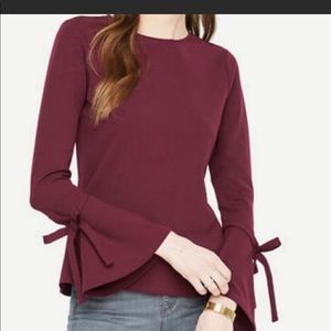 Ann Taylor burgundy bell sleeve workwear top Size S